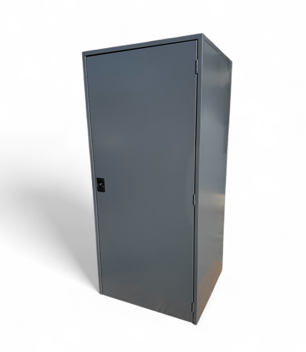 Geo-Con manufactured noise reduction cabinet for sieve shaker (powder coated model)